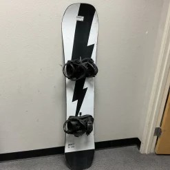 Used Burton CUSTOM S Boys Board/Binding White And Black 145 cm