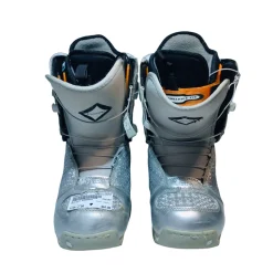 Used Burton EMERALD Junior 04 Girls Snowboard Boots