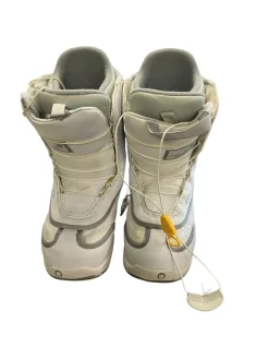 Used Burton EMERALD SMAILS Girls Snowboard Boots White Junior 06