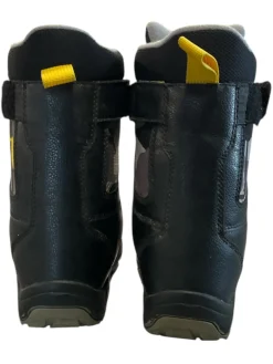 Used Burton FREESTYLE Boys Snowboard Boots None Junior 01