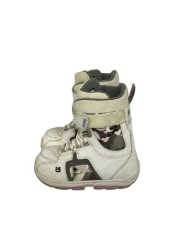 Used Burton Freestyle Girls' Snowboard Boots Size 6