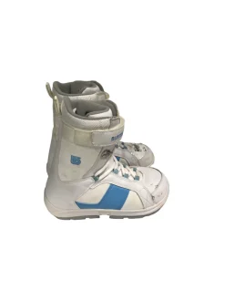 Used Burton FREESTYLE Junior 06 Girls' Snowboard Boots