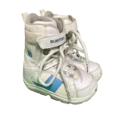 Used Burton FREESTYLE Youth Size 2 Girls' Snowboard Boots