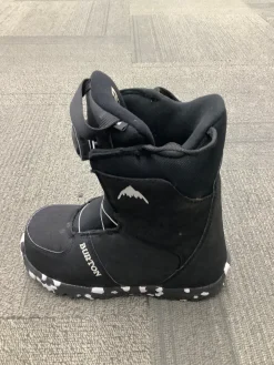 Used Burton GROM BOA Boys Snowboard Boots Black Junior 02