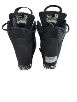 Used Burton GROM BOA Boys Snowboard Boots Black Youth 07.0