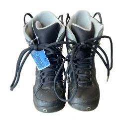 Used Burton GROM LACE Boys Snowboard Boots Black Junior 04