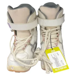 Used Burton KIDS FREESTYLE Girls Snowboard Boots White Junior 04