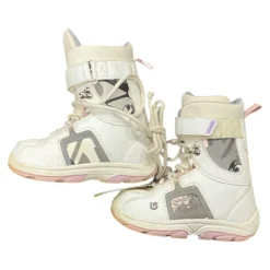 Used Burton KIDS FREESTYLE Girls Snowboard Boots White Junior 04