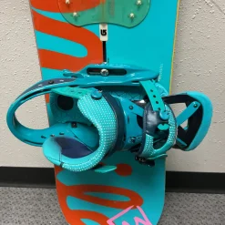 Used Burton LIPSTICK Womens Board/Bindings Royal Blue 149 cm