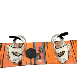 Used Burton LTR 120 Boys Board/Binding Orange 120 cm
