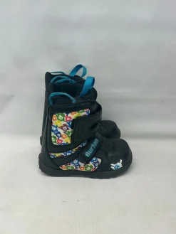 Used Burton MINI GROOM BOOTS Boys Snowboard Boots Black Junior 03