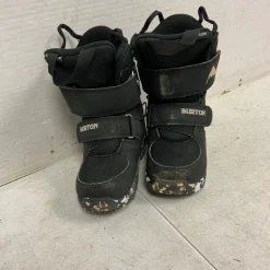 Used Burton MINI-GROM Boys Snowboard Boots Black Youth 09.0
