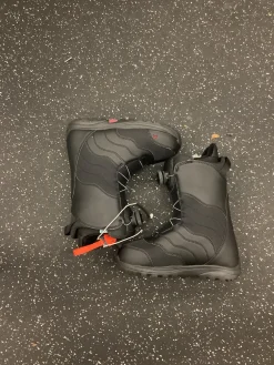 Used Burton MINT BOA Womens Snowboard Boots Black Senior 5.5