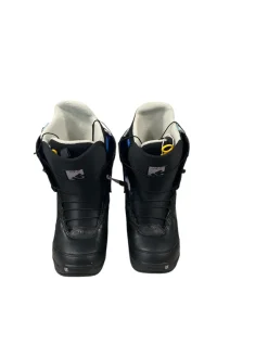 Used Burton MINT Girls Snowboard Boots None Junior 04