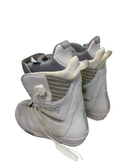Used Burton MINT Womens Snowboard Boots White Size 9