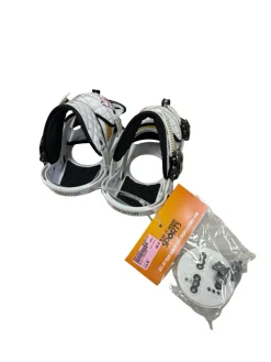 Used Burton MISSION Snowboard Bindings White MD