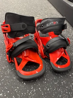 Used Burton MISSION Womens Binding Only Red SM