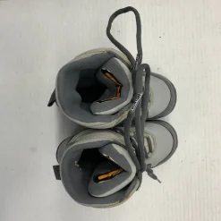 Used Burton MOTO KIDS Boys Snowboard Boots Grey Junior 03