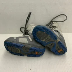 Used Burton MOTO KIDS Boys Snowboard Boots Grey Junior 03