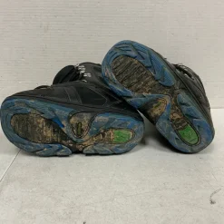 Used Burton PROGRESSION YOUTH Boys Snowboard Boots Black Junior 04