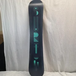 Used Burton REWIND Womens Snowboard Only Teal 152 cm