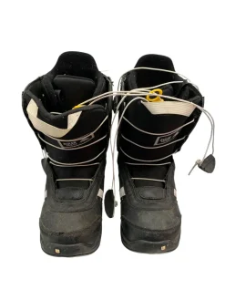 Used Burton RULER SMALLS Girls Snowboard Boots Black Junior 05