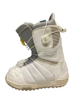 Used Burton WOMENS MINT Womens Snowboard Boots White Senior 7.5