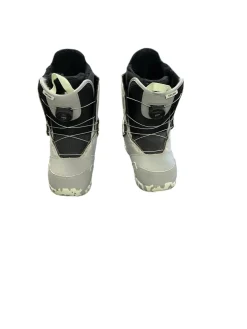 Used Burton ZIPLINE Girls Snowboard Boots Grey Junior 04