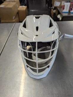 Used Cascade CASCADE XRS PRO HELMET Lacrosse Helmet White One Size