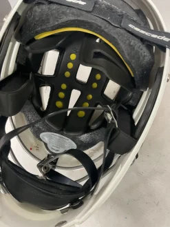 Used Cascade CS-R Lacrosse Helmet White XS/S