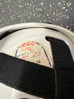 Used CCM 1.5 Junior Goalie Helmet/Mask White One Size
