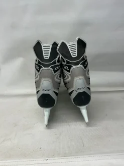 Used CCM 02 Senior Hockey Skate Senior 10