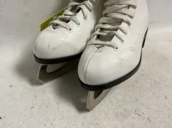 Used CCM CHAMPION DELUXE Girls Figure Skate White Junior 02