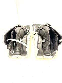 Used CCM E3.5 Goalie Leg Pads Junior White 30