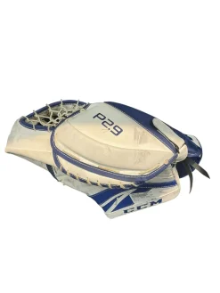 Used CCM P2.9 GOALIE GLOVE Senior Goalie Catcher White