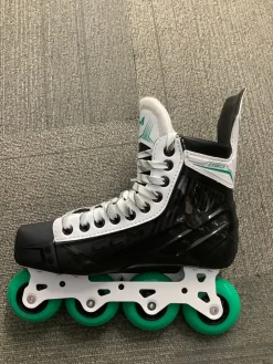 Used CCM 850R Senior Aggressive Skates Black Senior 6