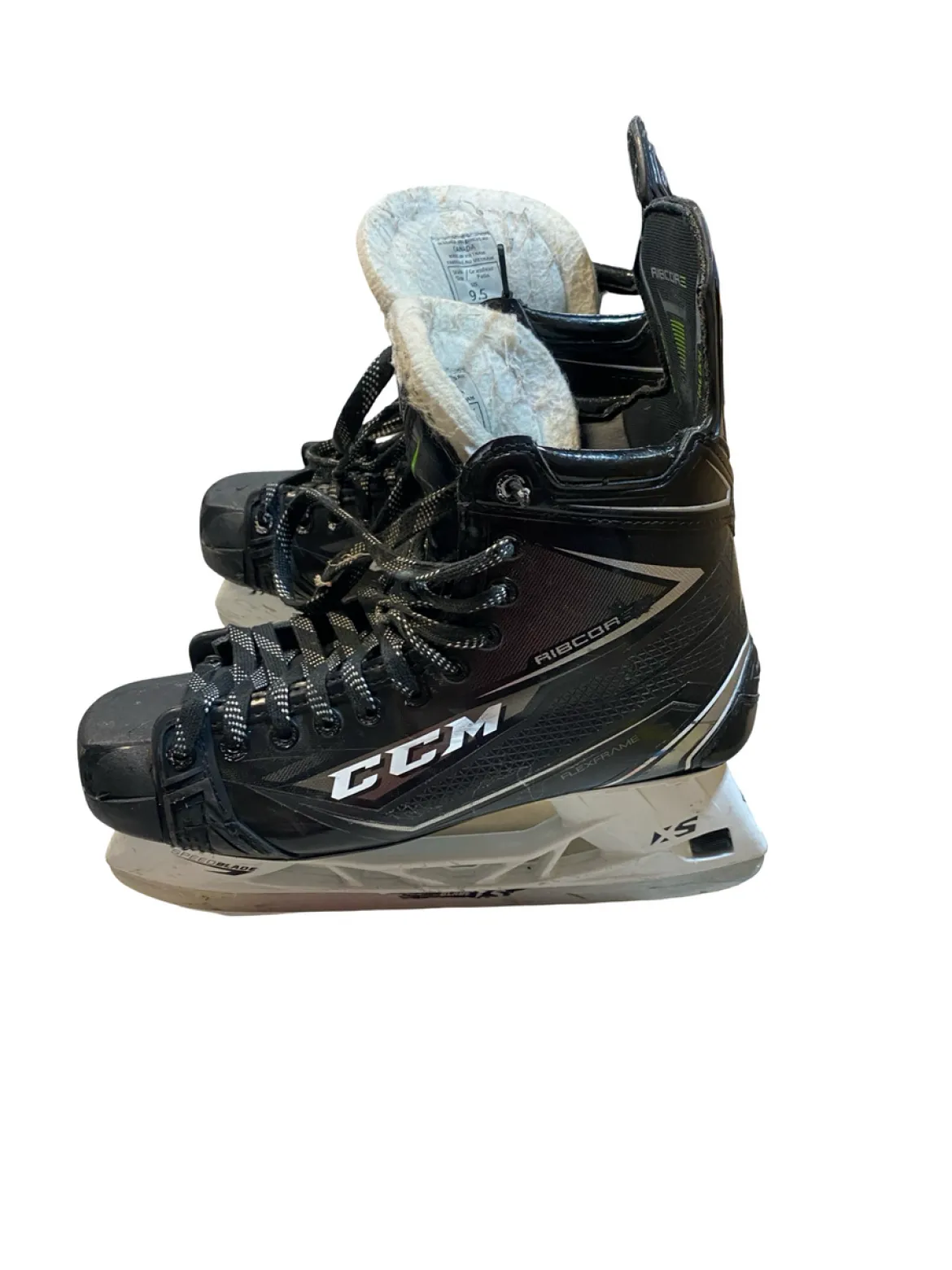 Used CCM RIBCOR 78K Senior Hockey Skate Senior 9.5