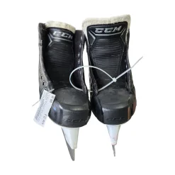 Used CCM SUPER TACKS 9370 INTERM GOALIE SKATES Intermediate Goalie Skate Intermediate 5.0