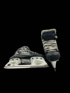 Used CCM SUPER TACKS 9370 Junior Goalie Skate Junior 03
