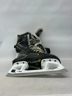Used CCM SUPER TACKS 9380 Junior Goalie Skate Junior 03