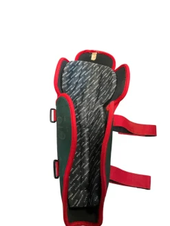 Used CCM SUPRA Senior Shin Guards None 18