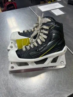 Used CCM TACKS 4092 Junior Goalie Skate Junior 01