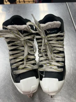 Used CCM TACKS 4092 Junior Goalie Skate Junior 01