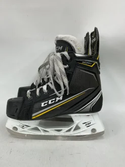 Used CCM TACKS 9090 Junior Hockey Skate Junior 02.5