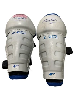Used CCM TACKS 452 Youth Shin Guards White 8