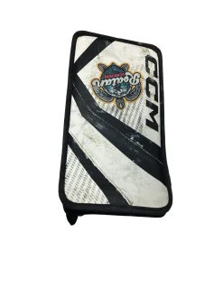 Used CCM Y FLEX 3 Youth Goalie Catcher Black