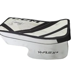 Used CCM YT FLEX 3 Youth Goalie Blocker White