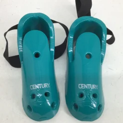 Used Century ADULT 7/8 MARTIAL ART FOOT PADS Martial Arts Foot Pads Teal Senior