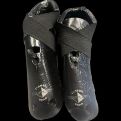 Used Century Martial Arts Foot Pads Black MD