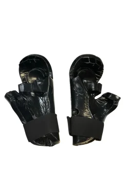 Used Century Martial Arts Gloves Black M/L